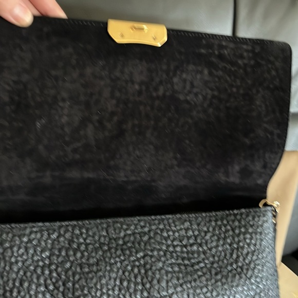 NWT Burberry Medium Mildenhall - Picture 5 of 17